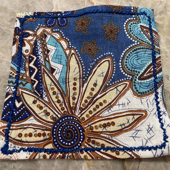 Set of 8 Cloth Napkins, Linen Floral 5.5" - Picture 1 of 1